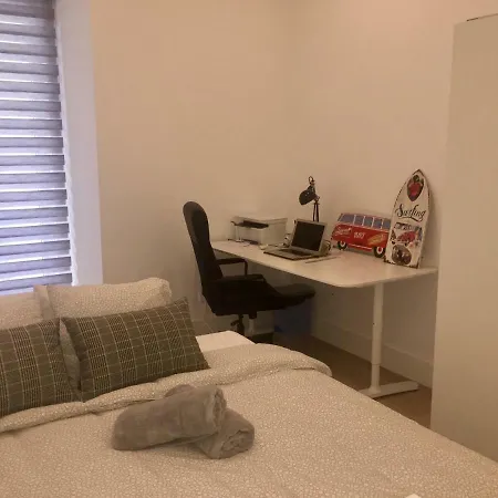 Lapa Newly Renovated 2 Designer Bedroom Lisbona